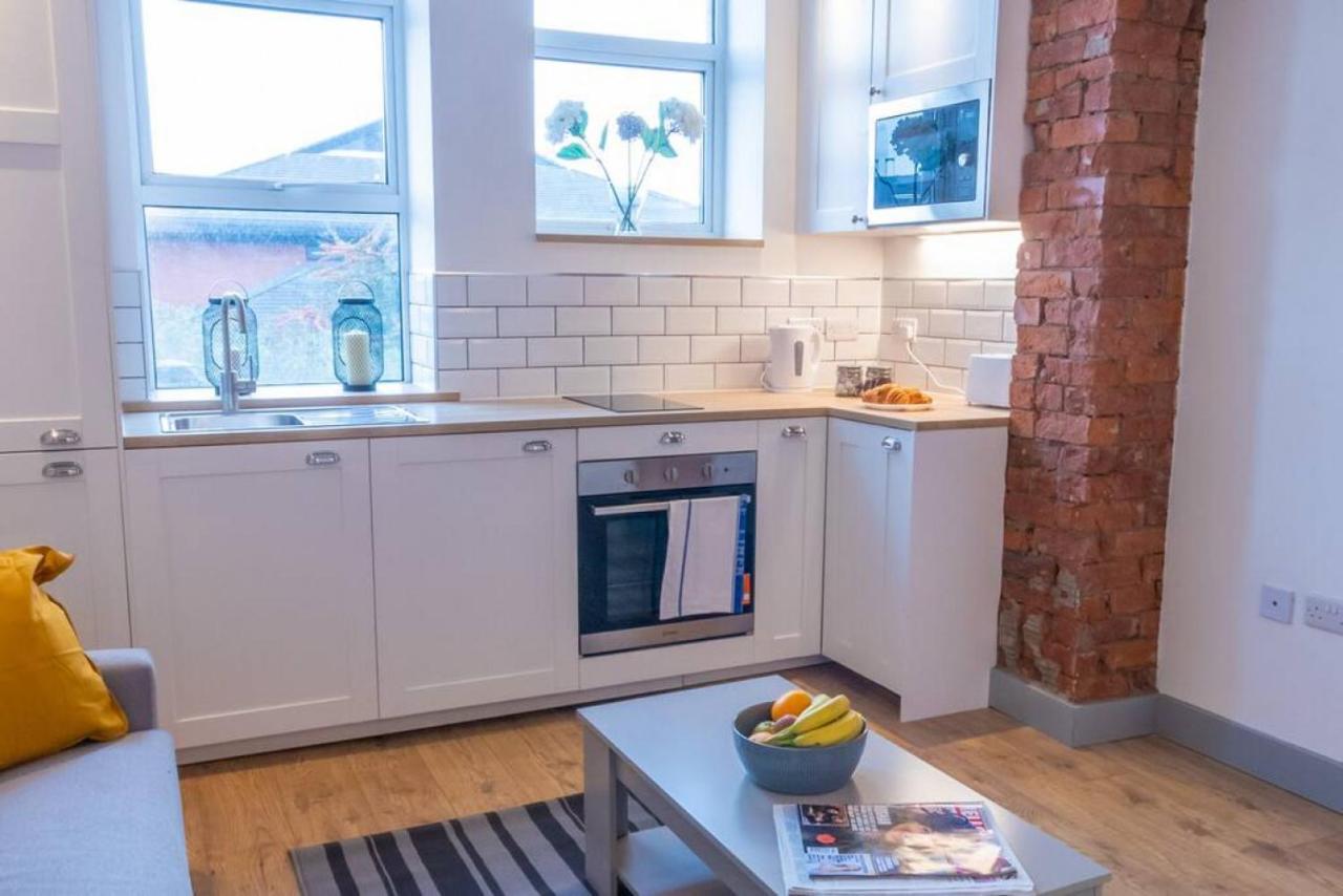 Pillo Rooms Serviced Apartments - Salford Manchester Exteriör bild