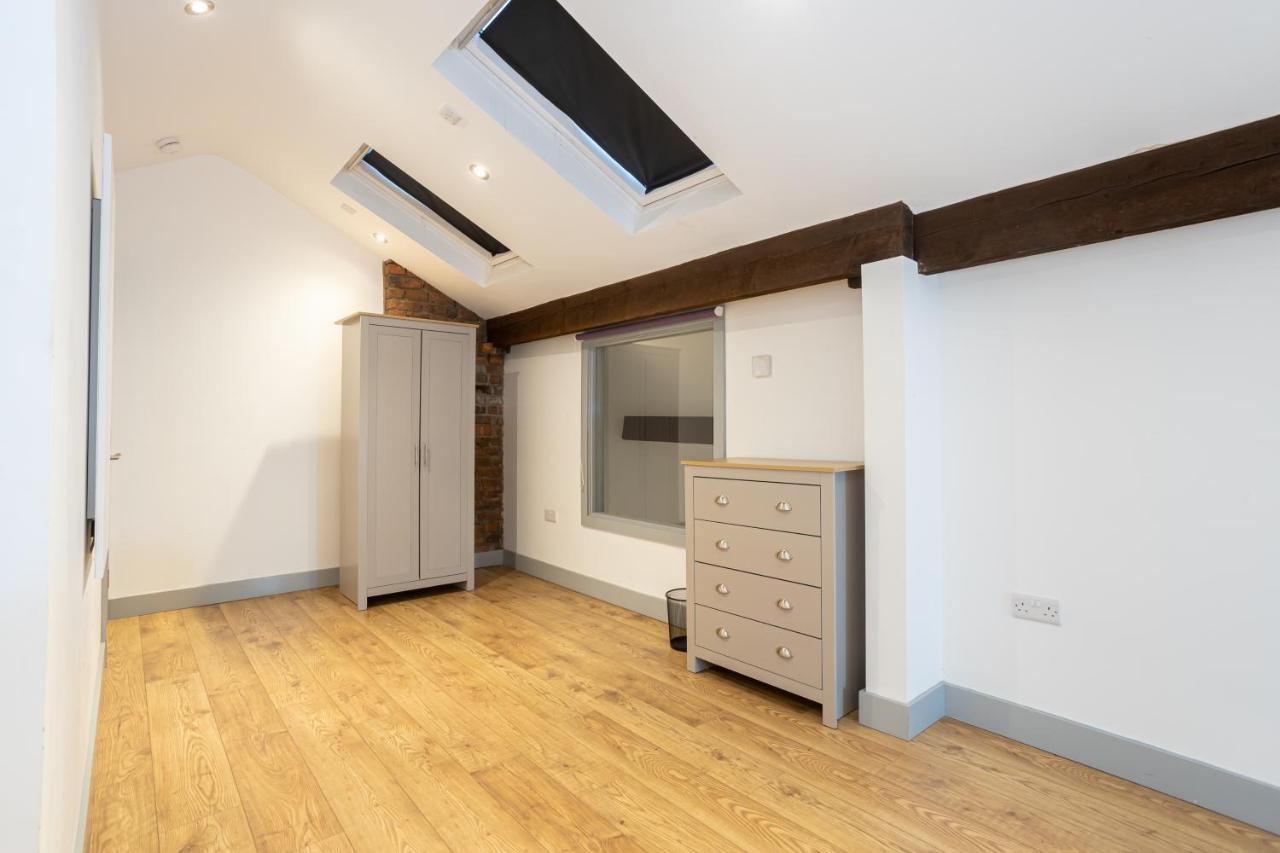 Pillo Rooms Serviced Apartments - Salford Manchester Exteriör bild