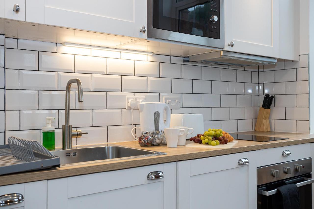 Pillo Rooms Serviced Apartments - Salford Manchester Exteriör bild