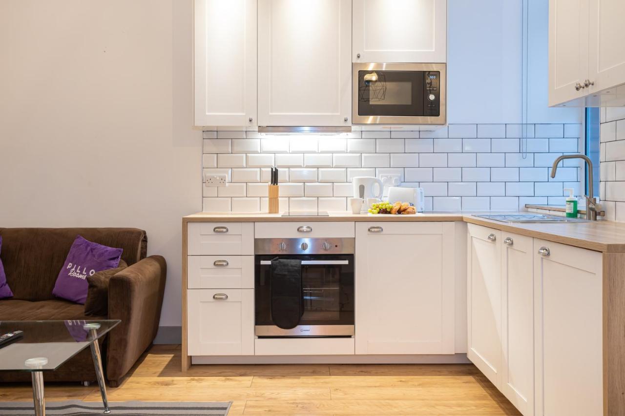 Pillo Rooms Serviced Apartments - Salford Manchester Exteriör bild
