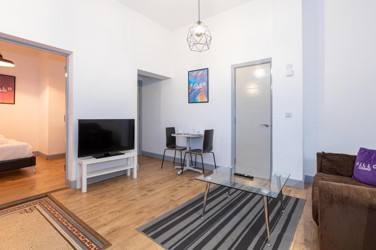 Pillo Rooms Serviced Apartments - Salford Manchester Exteriör bild