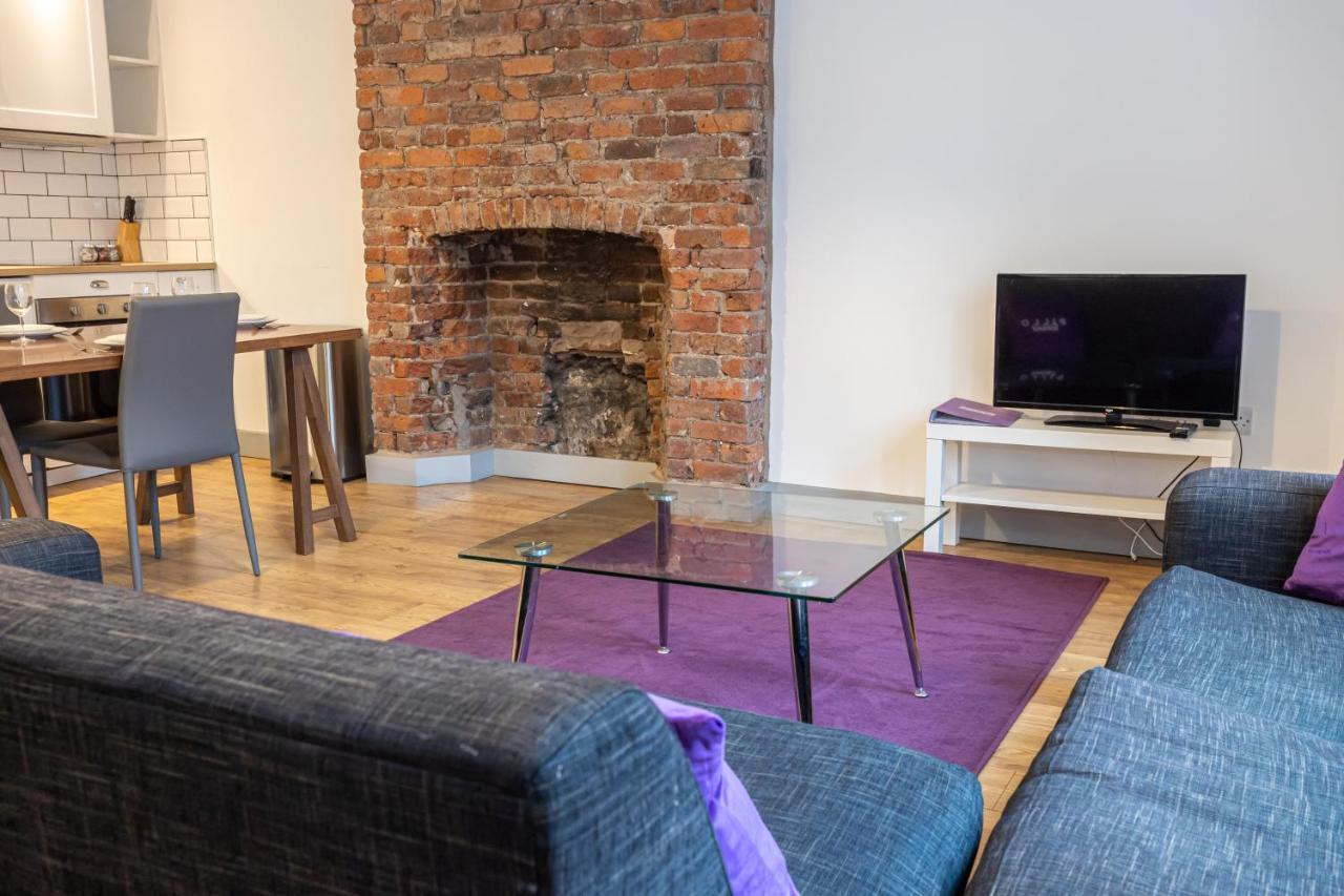 Pillo Rooms Serviced Apartments - Salford Manchester Exteriör bild