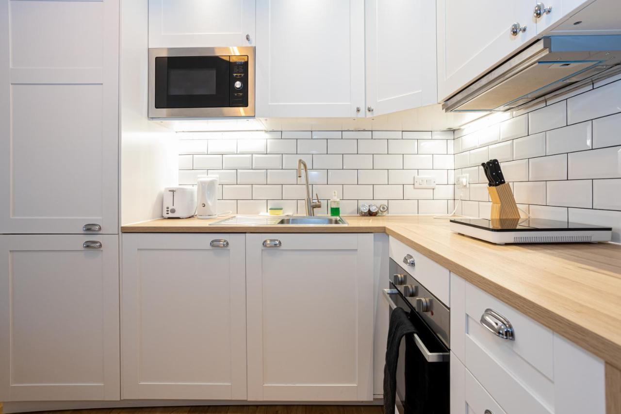 Pillo Rooms Serviced Apartments - Salford Manchester Exteriör bild